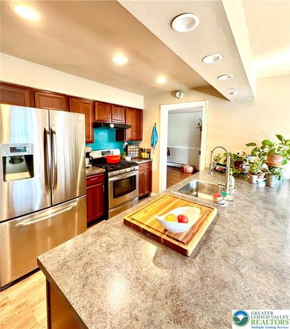 1460 Walnut Lane, Macungie Boro, PA 18062