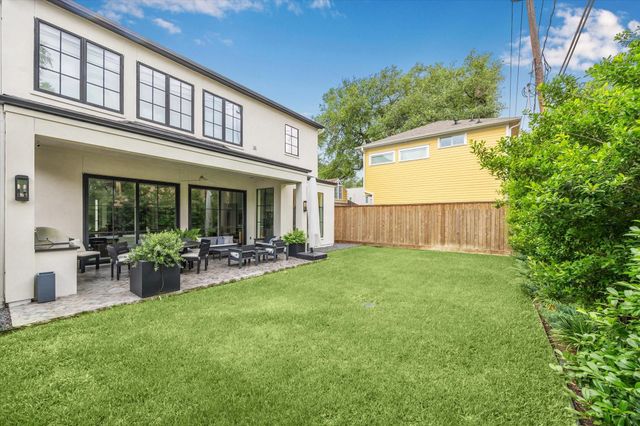 2224 North Boulevard, Houston, TX 77098