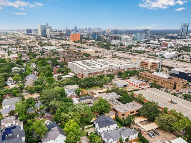 2224 North Boulevard, Houston, TX 77098