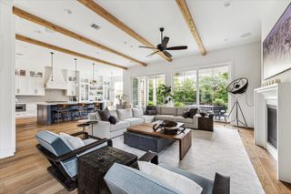 2224 North Boulevard, Houston, TX 77098