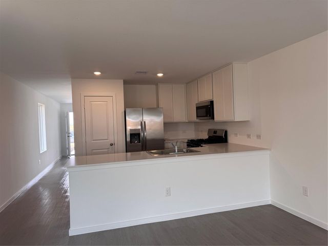 6123 Sunburst Scarlet St, Katy, TX 77493