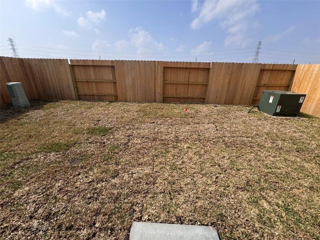 6123 Sunburst Scarlet St, Katy, TX 77493
