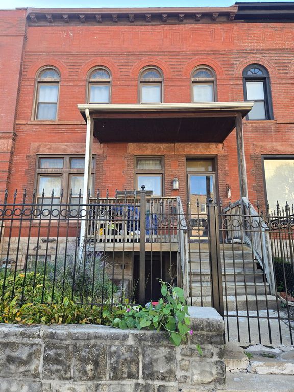 3824 S Calumet Avenue, Chicago, IL 60653 — exterior