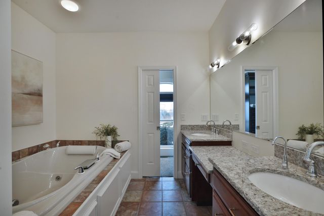 2300 Stonewall Cemetery Road SW, Lancaster, OH 43130