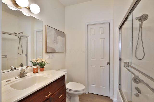 2300 Stonewall Cemetery Road SW, Lancaster, OH 43130