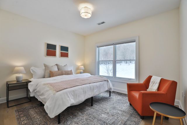 2300 Stonewall Cemetery Road SW, Lancaster, OH 43130