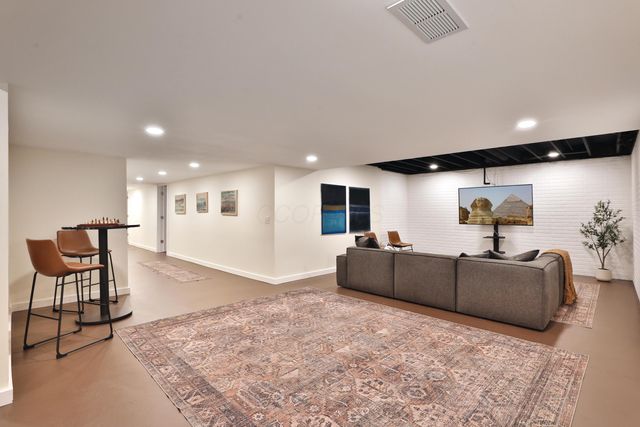 2300 Stonewall Cemetery Road SW, Lancaster, OH 43130