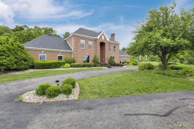 2300 Stonewall Cemetery Road SW, Lancaster, OH 43130