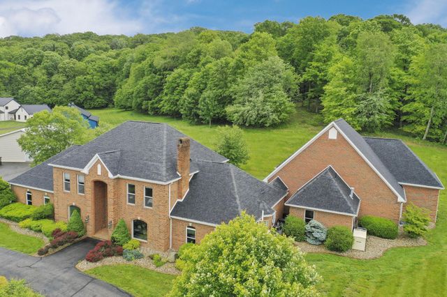 2300 Stonewall Cemetery Road SW, Lancaster, OH 43130