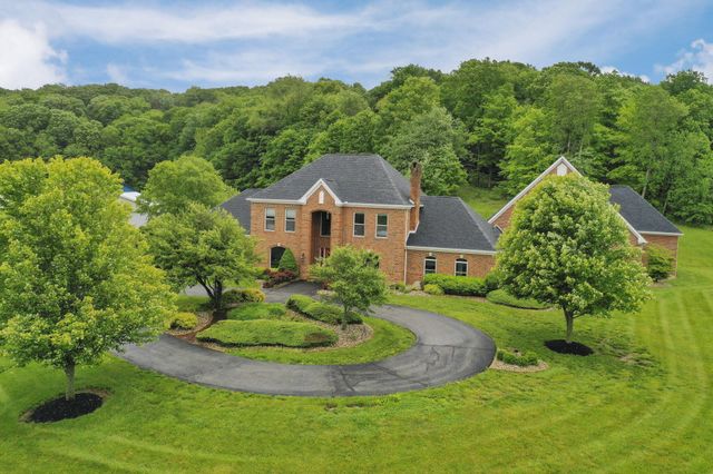 2300 Stonewall Cemetery Road SW, Lancaster, OH 43130