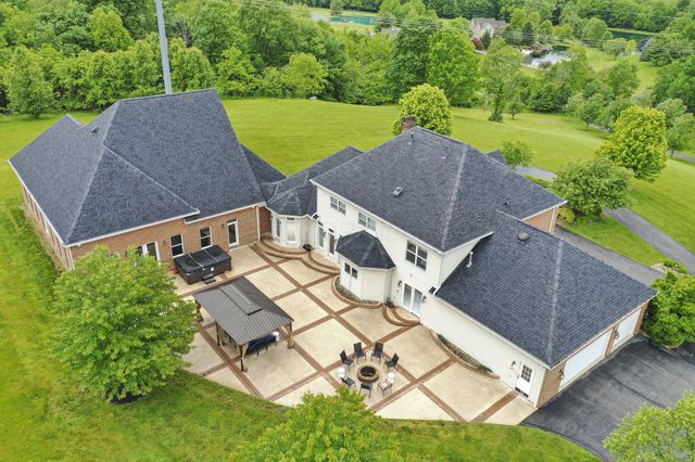 2300 Stonewall Cemetery Road SW, Lancaster, OH 43130