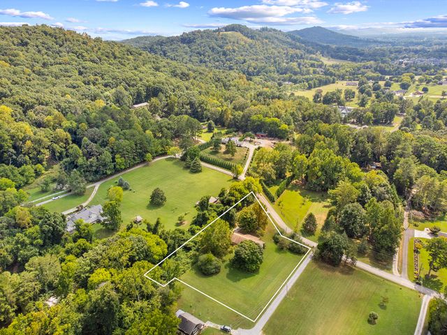 9403 Houston Lane, Ooltewah, TN 37363