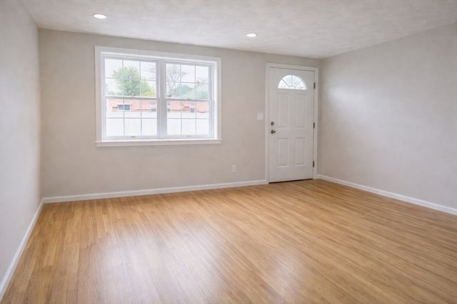 5 Kennedy Dr 3, Chelmsford, MA 01863