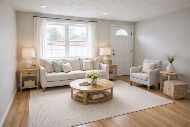 5 Kennedy Dr 3, Chelmsford, MA 01863