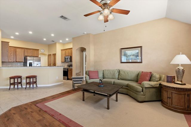 9708 Grandview Drive, Denton, TX 76207