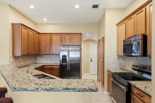 9708 Grandview Drive, Denton, TX 76207