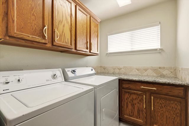 9708 Grandview Drive, Denton, TX 76207