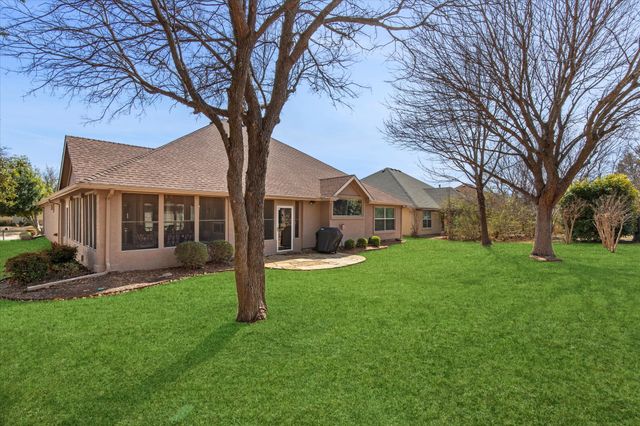 9708 Grandview Drive, Denton, TX 76207