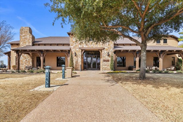 9708 Grandview Drive, Denton, TX 76207