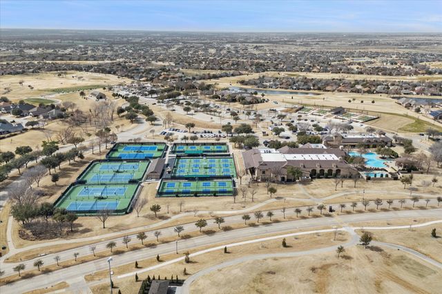 9708 Grandview Drive, Denton, TX 76207