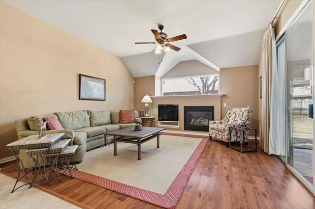 9708 Grandview Drive, Denton, TX 76207