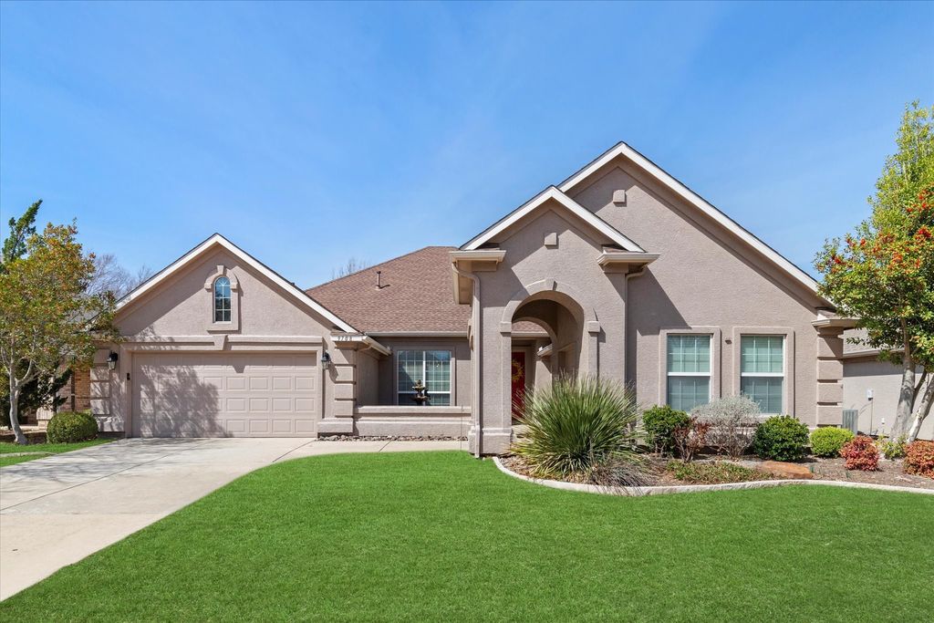 9708 Grandview Drive, Denton, TX 76207