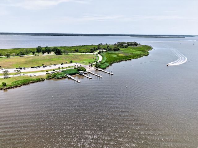 2212 South Island Rd., Georgetown, SC 29440