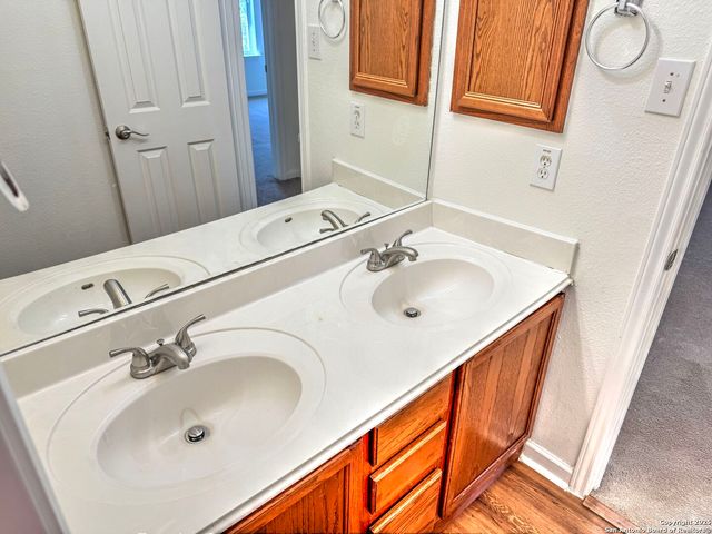 8711 sandia, Helotes, TX 78023