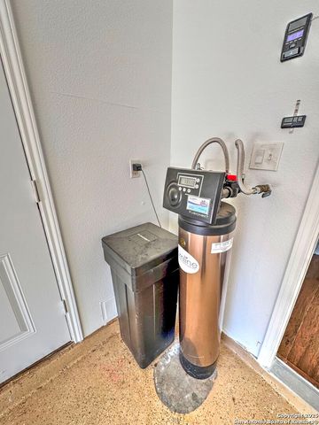 8711 sandia, Helotes, TX 78023