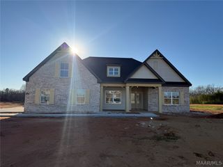 749 Alston Drive, Wetumpka, AL 36093