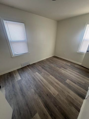 18955 Hamburg Street, Detroit, MI 48205