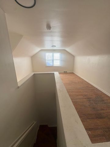 18955 Hamburg Street, Detroit, MI 48205