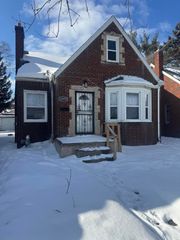 18955 Hamburg Street, Detroit, MI 48205