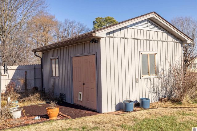 1202 Wilton Ave., Mayfield, KY 42066