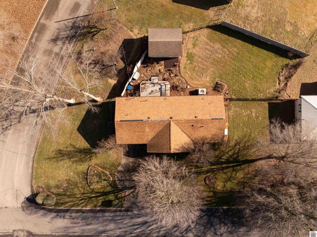 1202 Wilton Ave., Mayfield, KY 42066