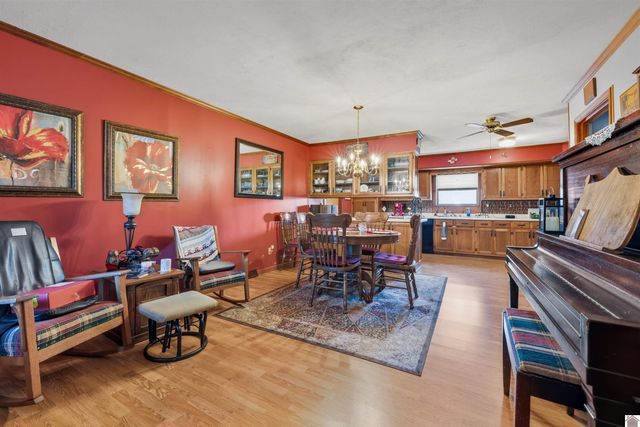 1202 Wilton Ave., Mayfield, KY 42066