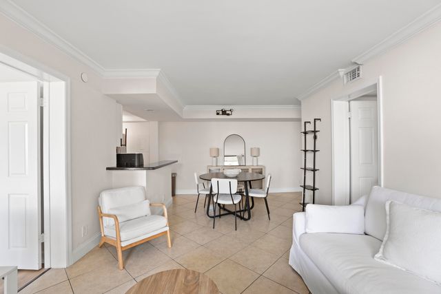 760 Executive Drive 34, West Palm Beach, FL 33401