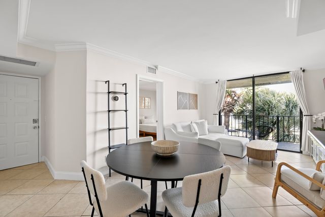 760 Executive Drive 34, West Palm Beach, FL 33401