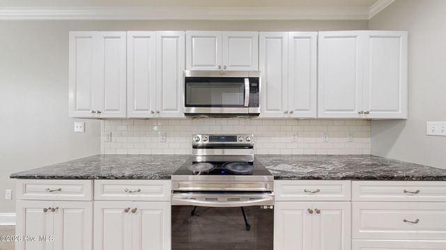 3884 Lochmere Drive, Winterville, NC 28590