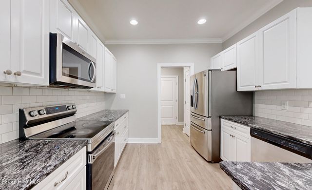 3884 Lochmere Drive, Winterville, NC 28590