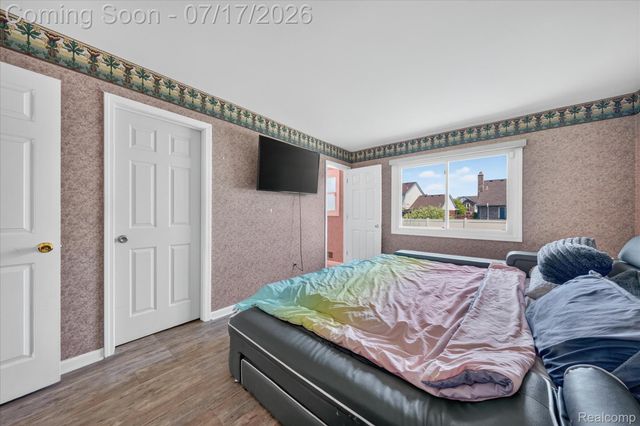43798 Columbia Drive, Clinton Charter Township, MI 48038