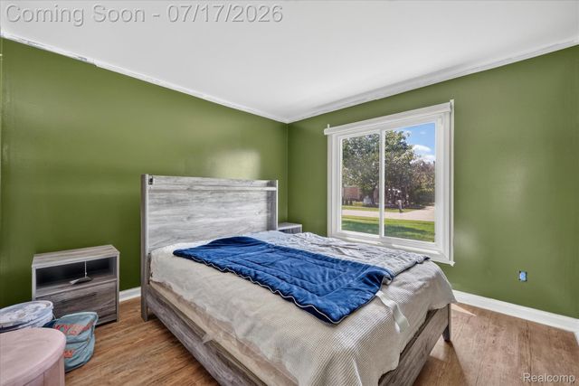 43798 Columbia Drive, Clinton Charter Township, MI 48038