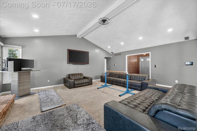 43798 Columbia Drive, Clinton Charter Township, MI 48038