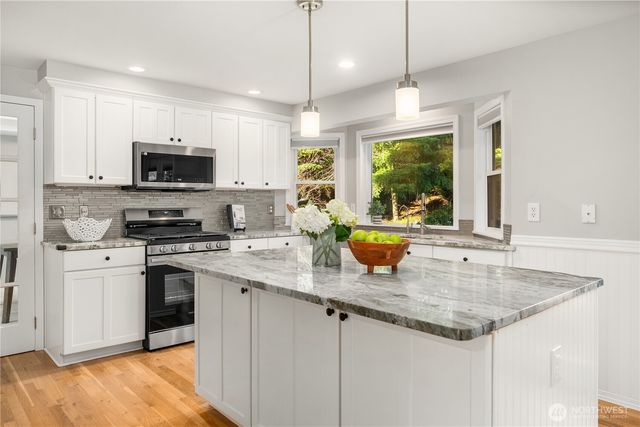 1744 229th Avenue NE, Sammamish, WA 98074