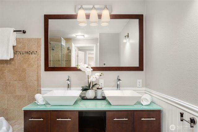 1744 229th Avenue NE, Sammamish, WA 98074