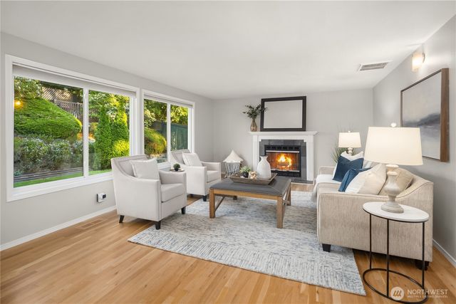 1744 229th Avenue NE, Sammamish, WA 98074