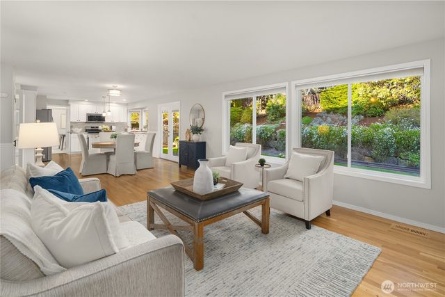 1744 229th Avenue NE, Sammamish, WA 98074