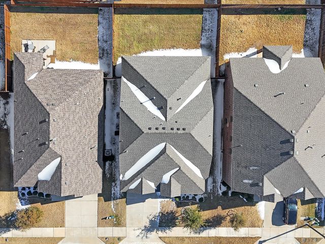 2109 Lake Hawthorne Trail, Little Elm, TX 75068