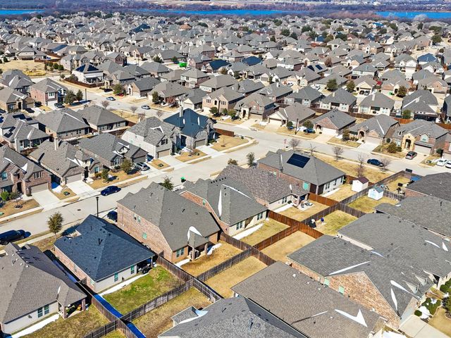 2109 Lake Hawthorne Trail, Little Elm, TX 75068