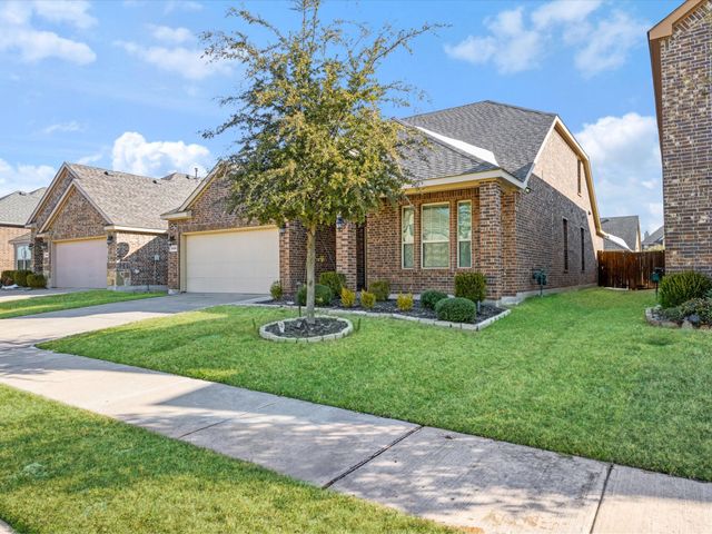 2109 Lake Hawthorne Trail, Little Elm, TX 75068